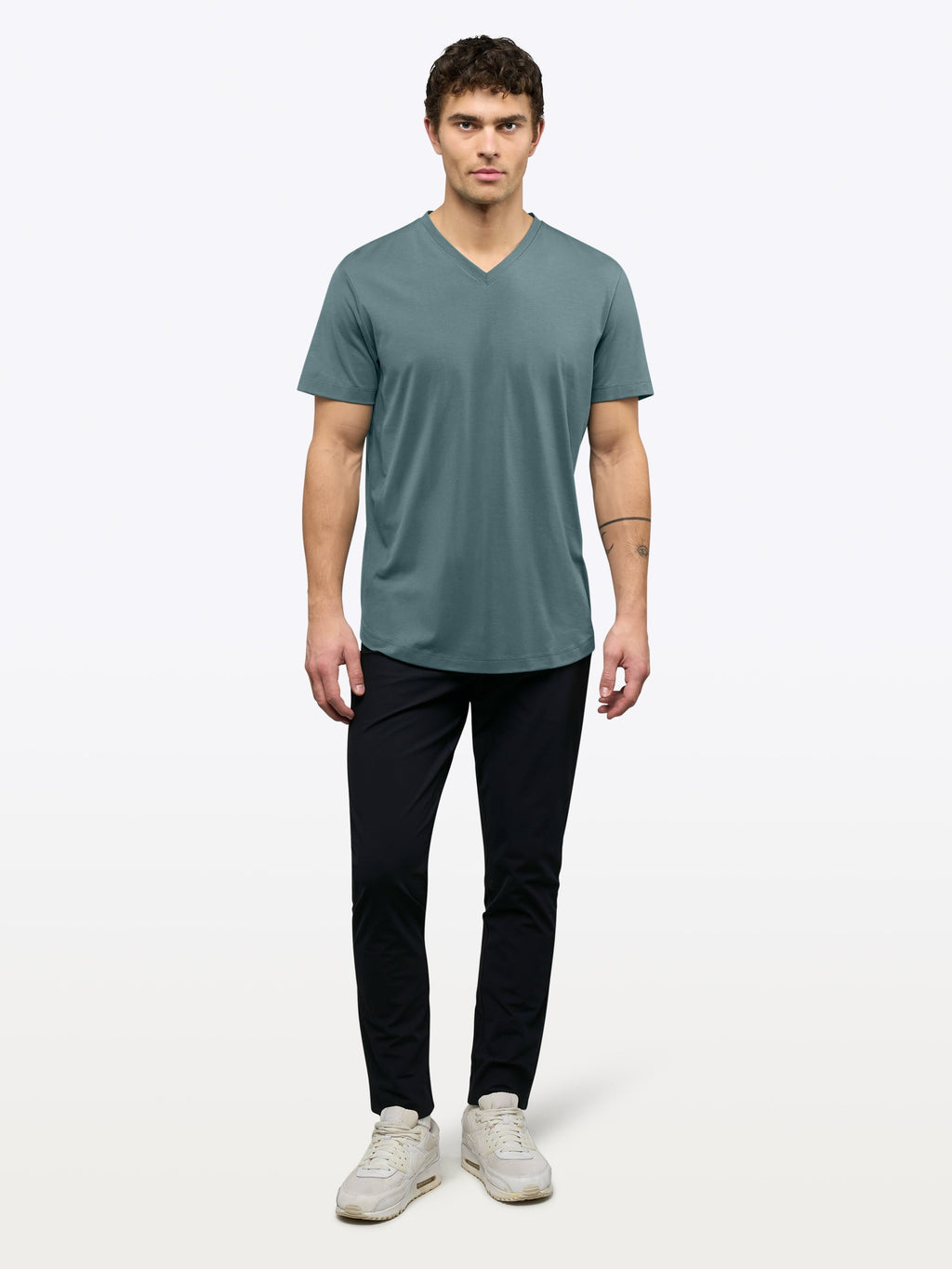 AO V-Neck Curve-Hem Tee | North Atlantic Signature-Fit PYCA Pro®