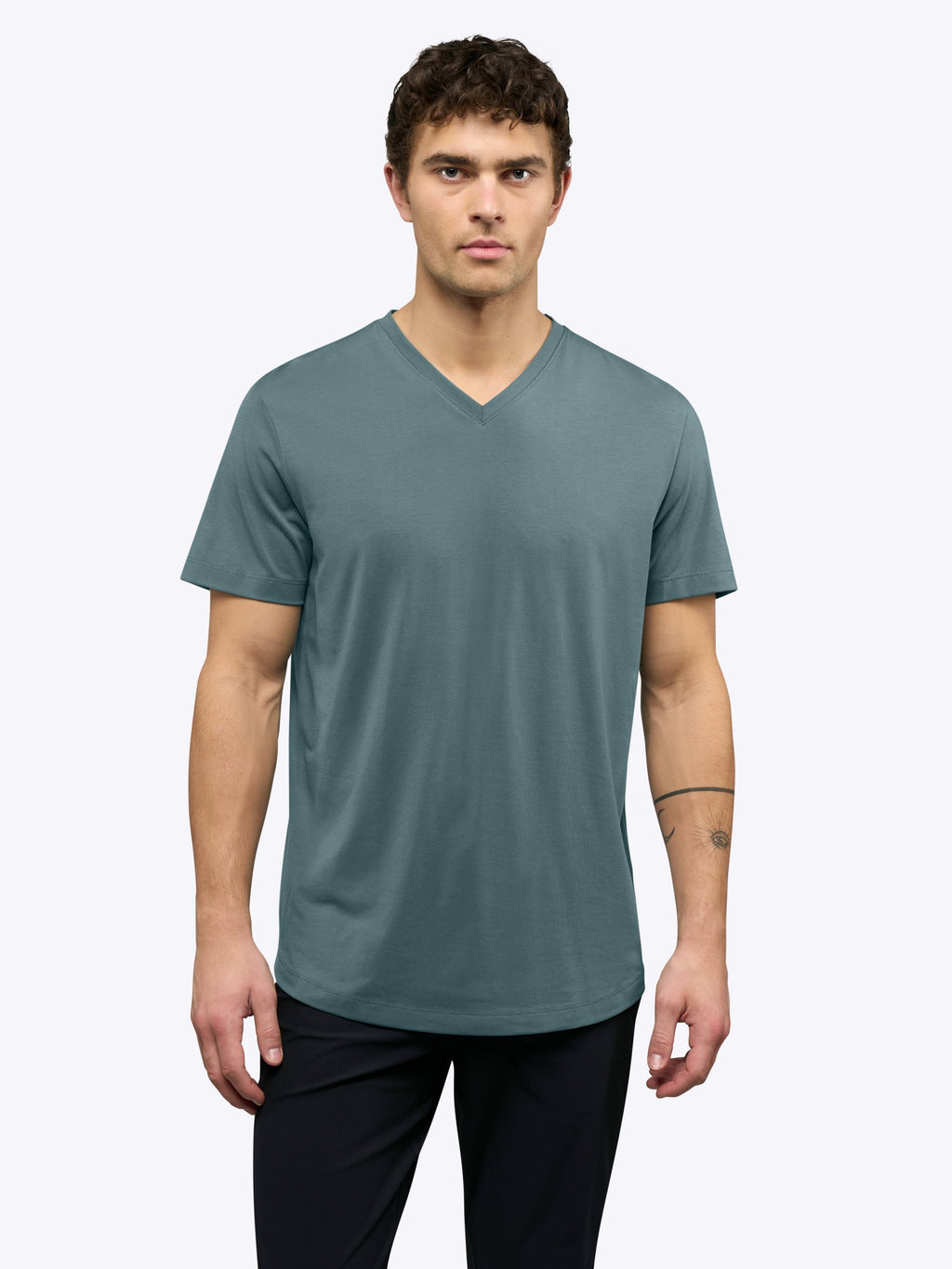 AO V-Neck Curve-Hem Tee | North Atlantic Signature-Fit PYCA Pro®