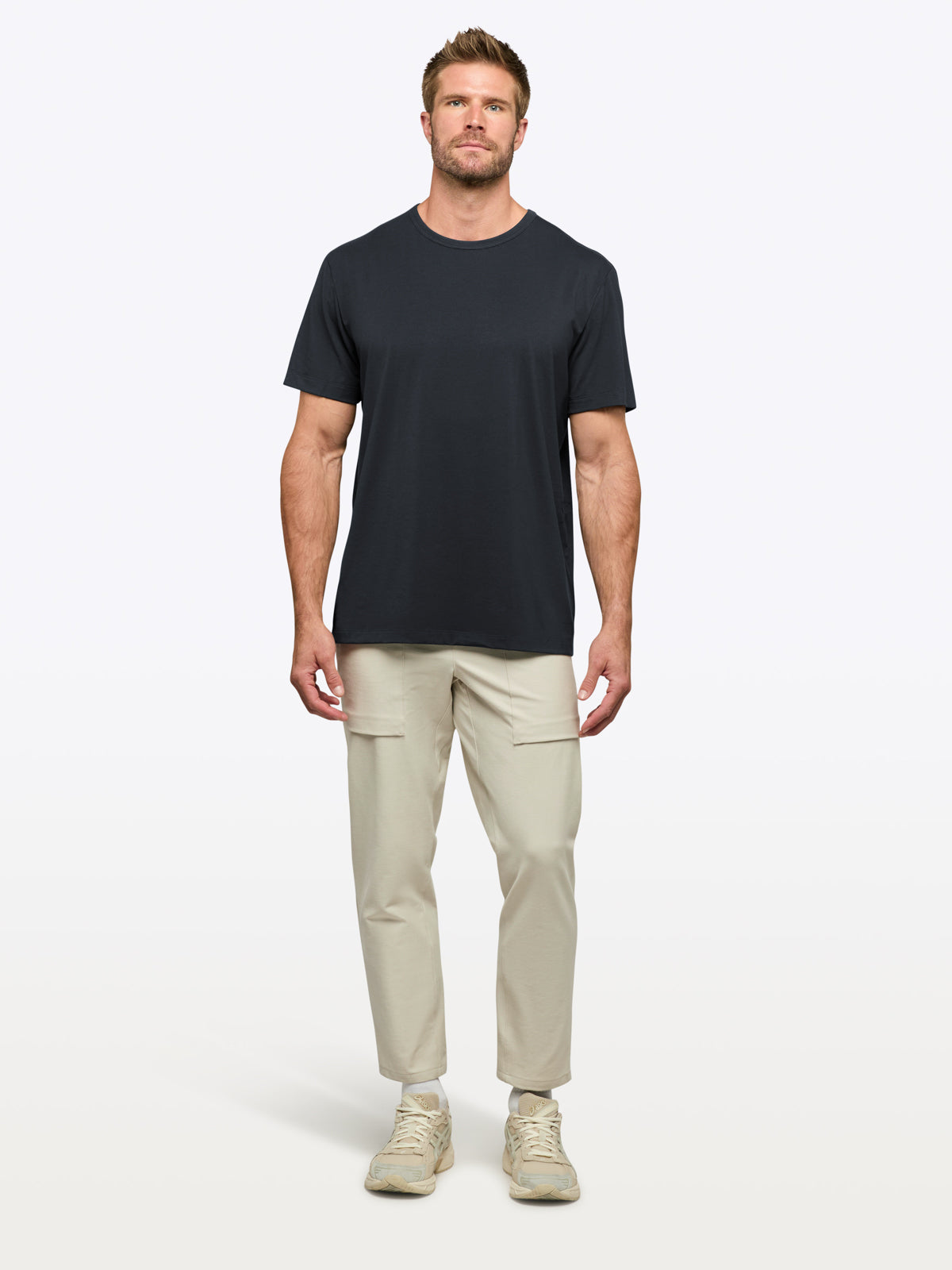 [info]--Davey is 6’2, 200lbs and wears a size XL