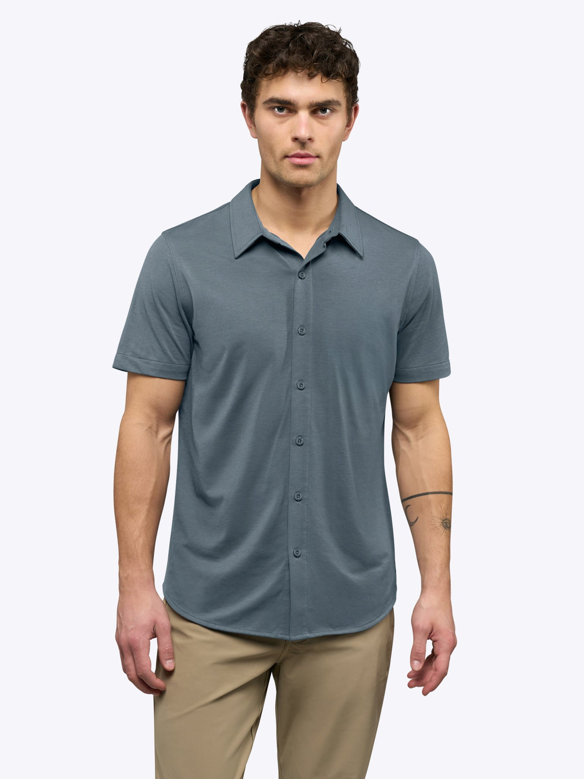 [info]--Tom is 6'1, 180lbs and wears a size L