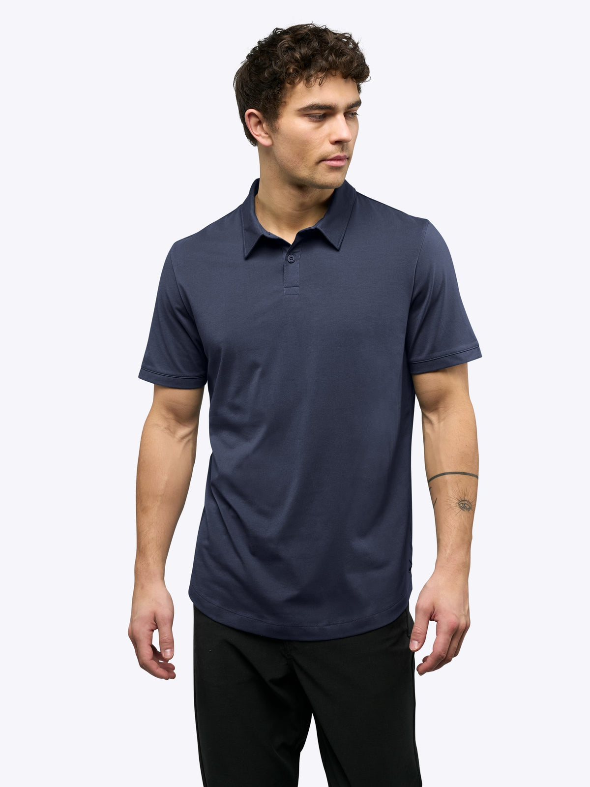 [info]--Tom is 6'1, 180lbs and wears a size L