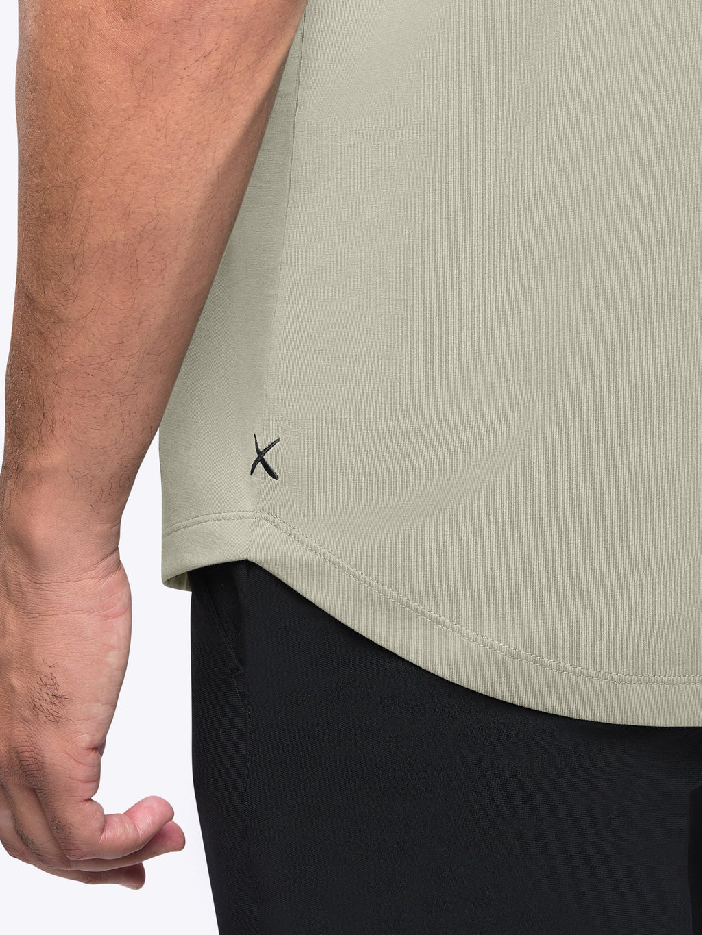 AO Henley Curve-Hem Tee | Parchment Signature-Fit PYCA Pro®