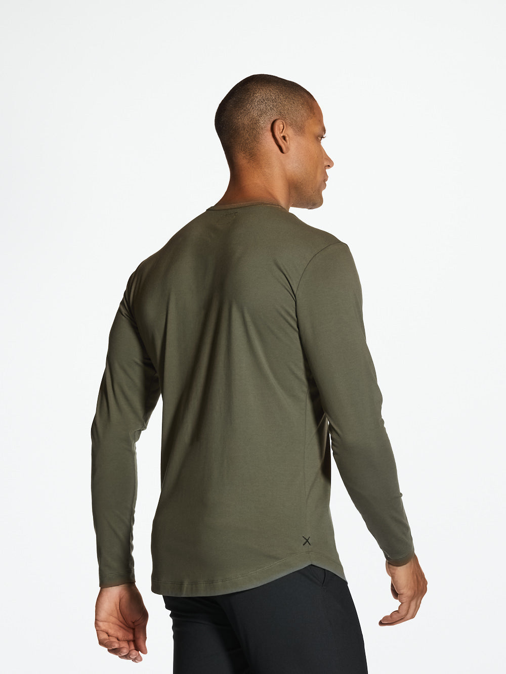AO Long Sleeve Henley Curve-Hem | Pine Signature-fit PYCA Pro®