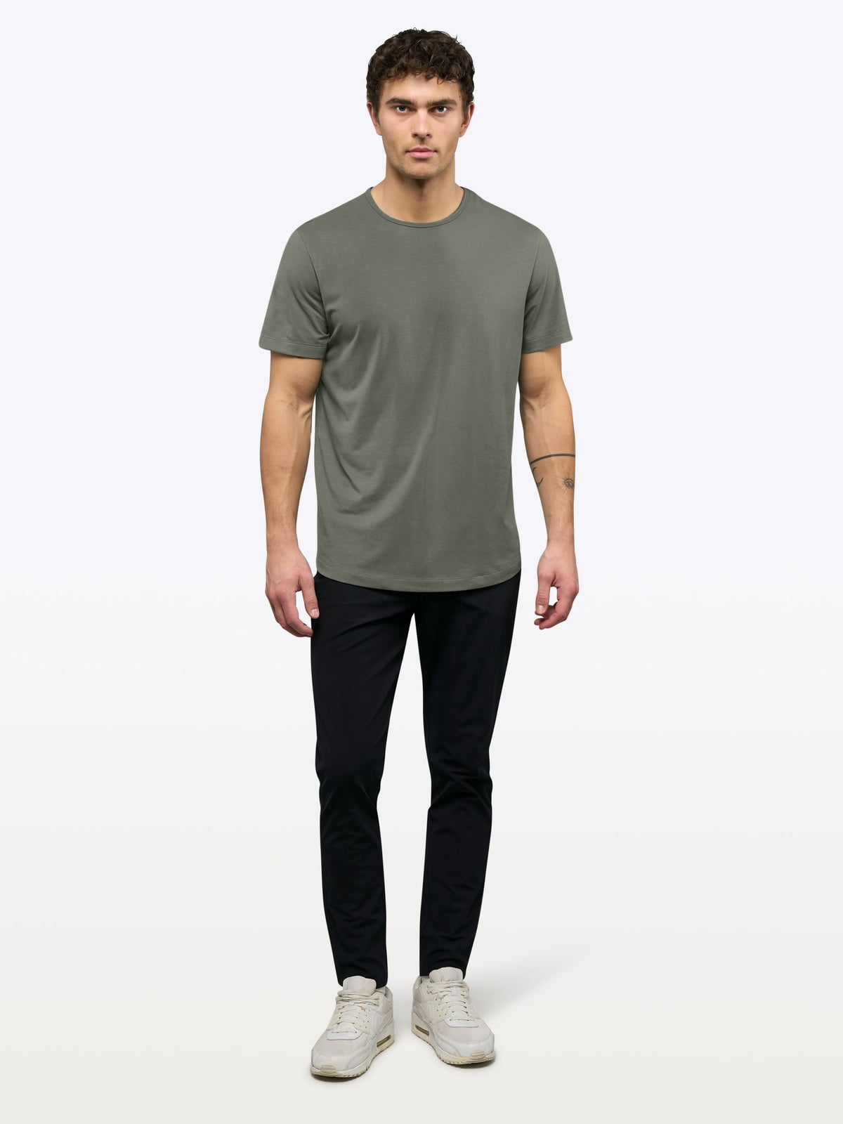AO Curve-Hem Tee | Gunmetal Signature-Fit PYCA Pro®