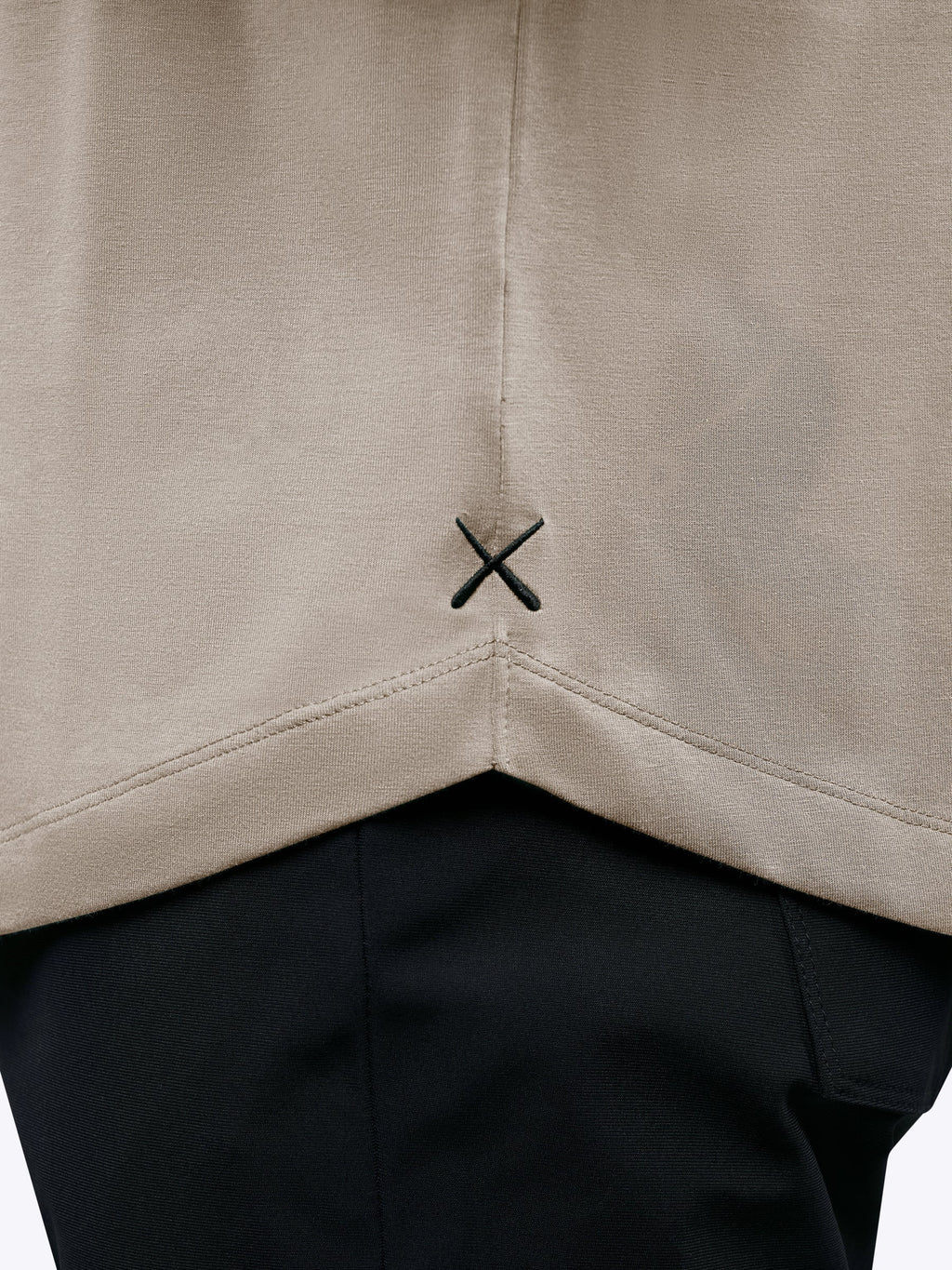 AO Curve-Hem Tee | Pure Cashmere Signature-Fit PYCA Pro®