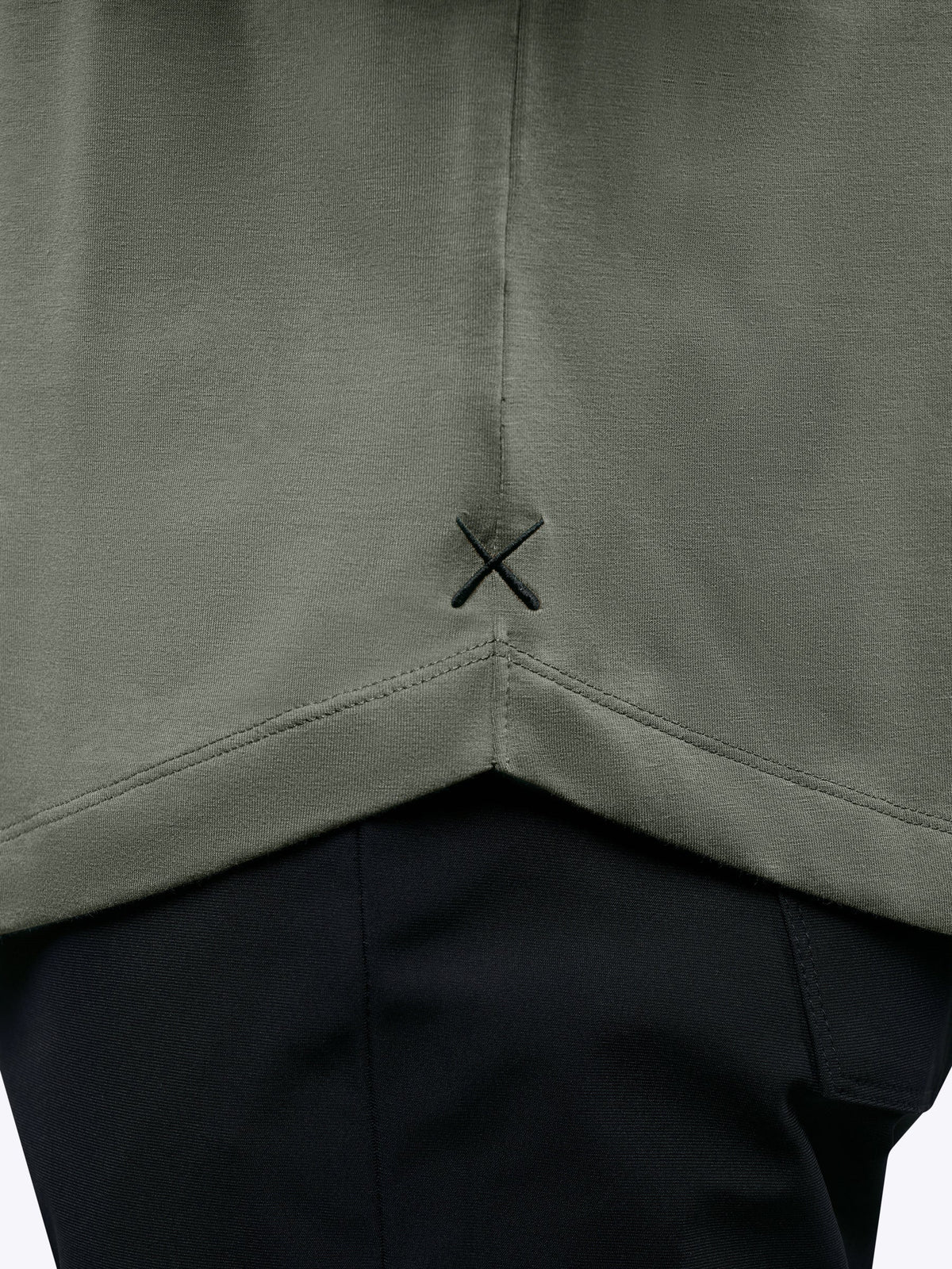 AO Curve-Hem Tee | Gunmetal Signature-Fit PYCA Pro®