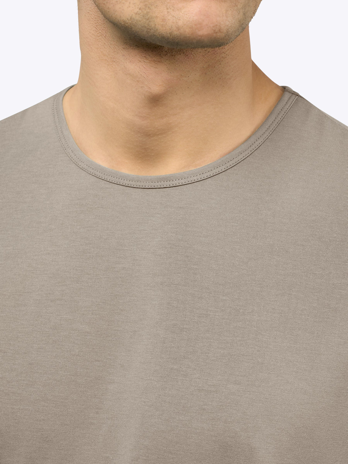 AO Curve-Hem Tee | Pure Cashmere Signature-Fit PYCA Pro®