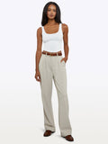 Taelor is 5'9" and wears a size 2