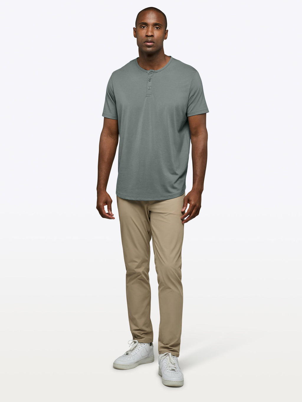 AO Henley Curve-Hem | Sage Signature-fit PYCA Pro®