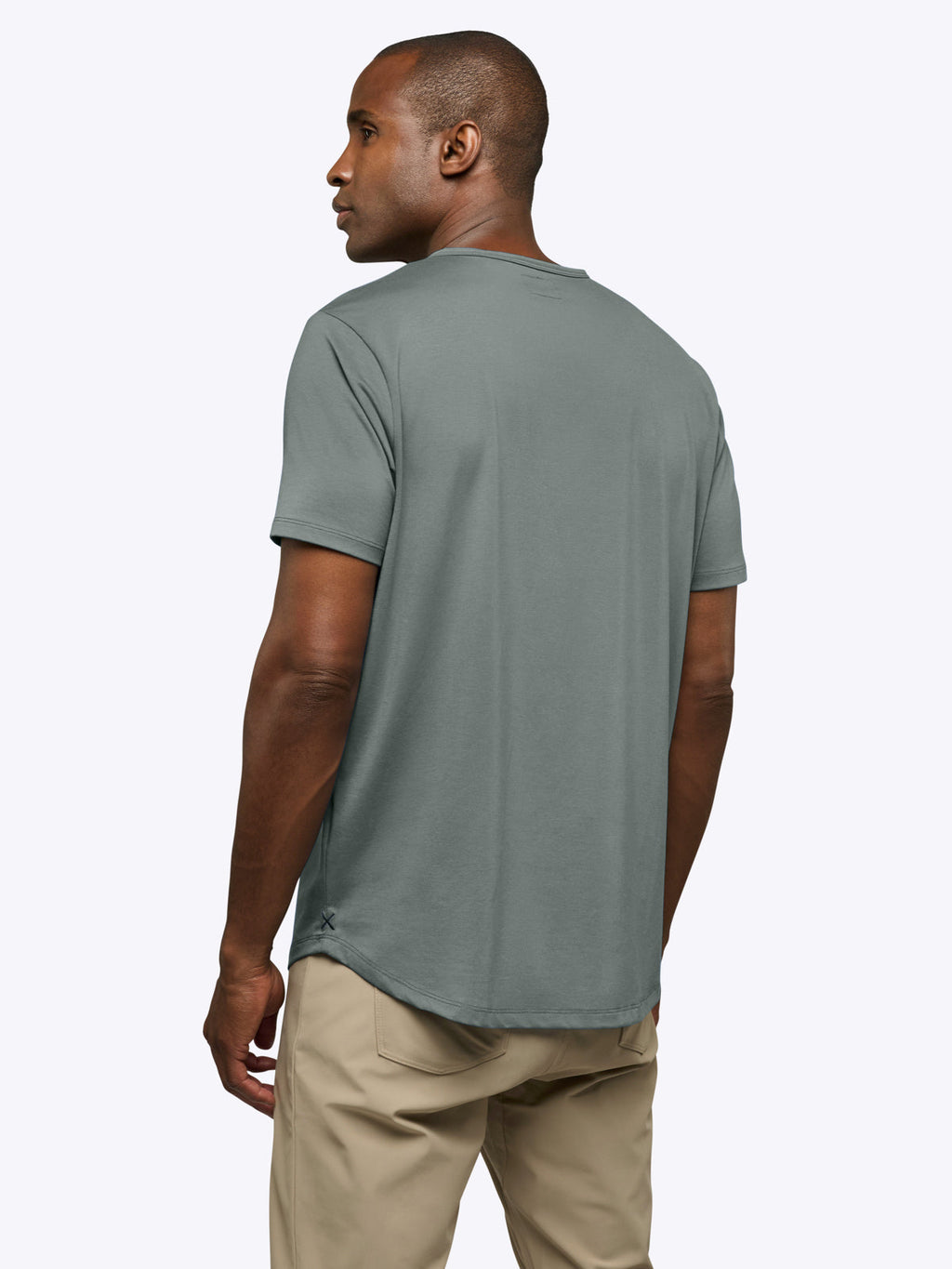 AO Henley Curve-Hem | Sage Signature-fit PYCA Pro®