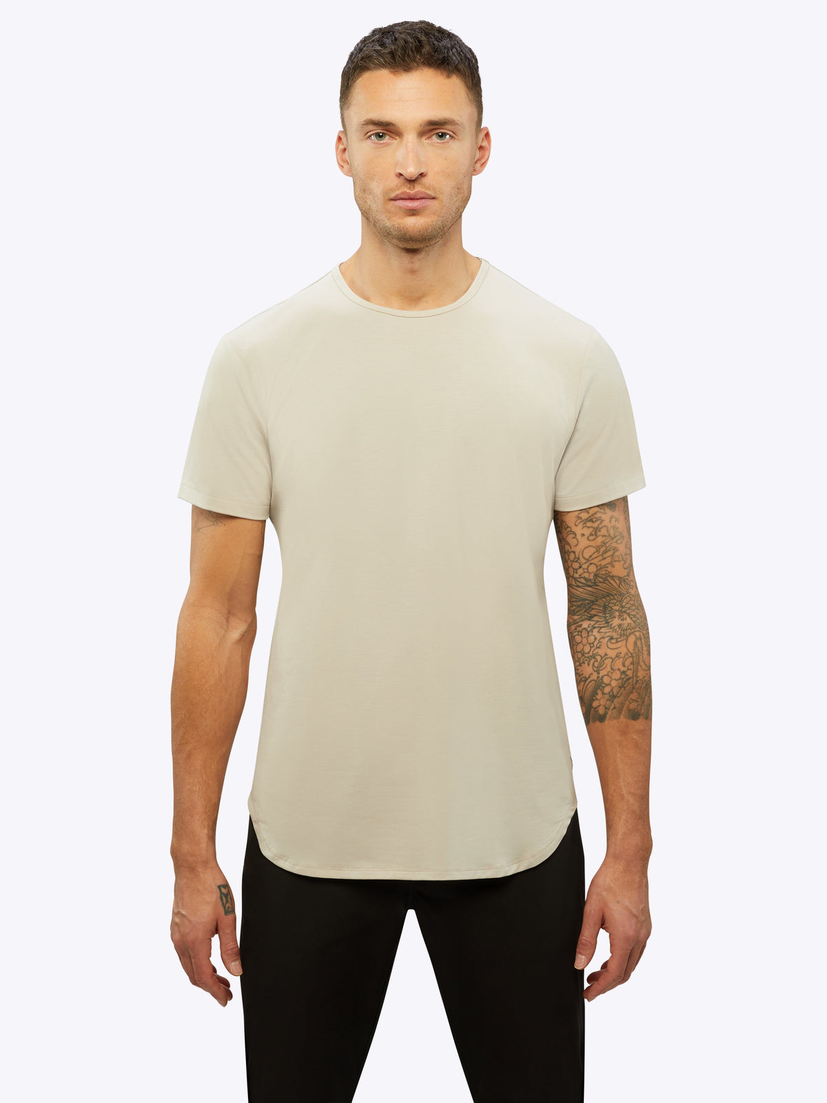 [info]--Harvey is 6'0", 175lbs and wears a M