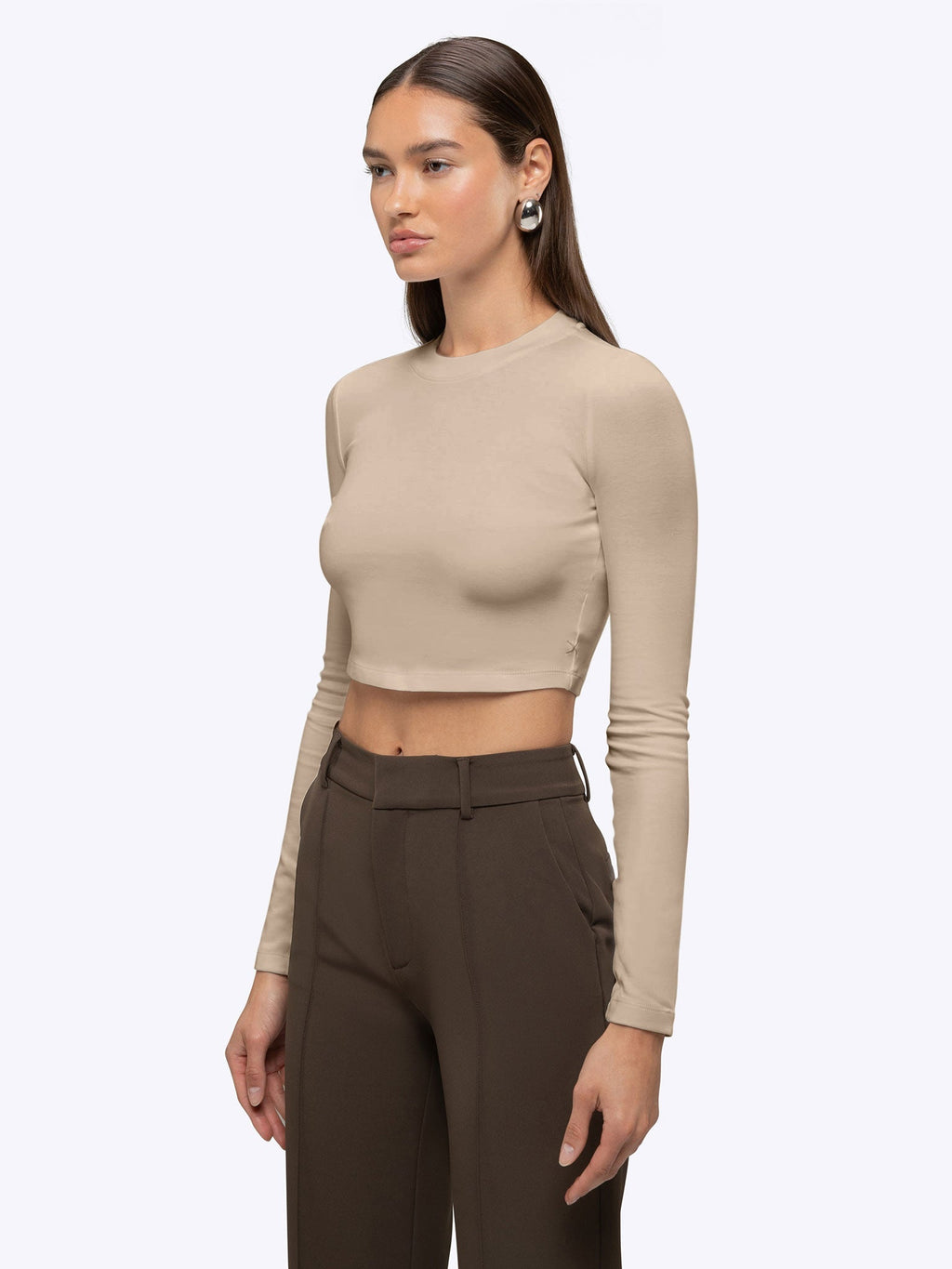 Long Sleeve Tomboy Tee Cropped | Sand Dune Slim-Fit Tomboy-Cotton™