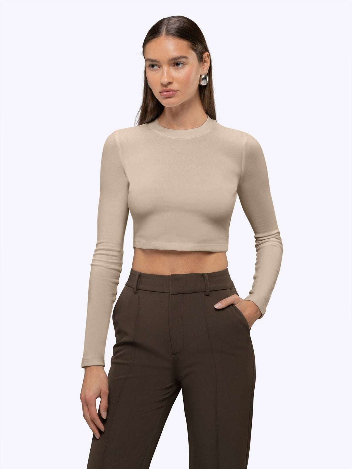 Long Sleeve Tomboy Tee Cropped | Sand Dune Slim-Fit Tomboy-Cotton™