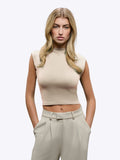 [info]--Ashley is 5'8" and wears a size XS
