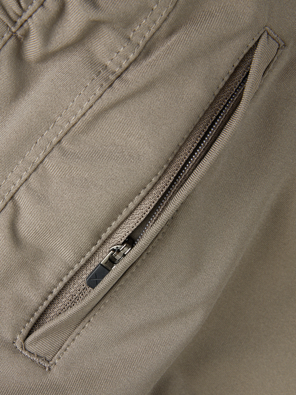 AO Jogger Pant Tall | Canyon Slim-fit Versaknit®