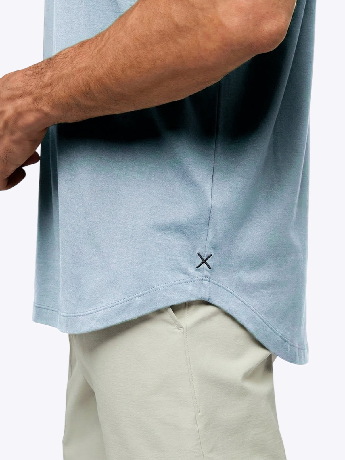 AO Curve-Hem Tee | Sky Signature-fit PYCA Pro®