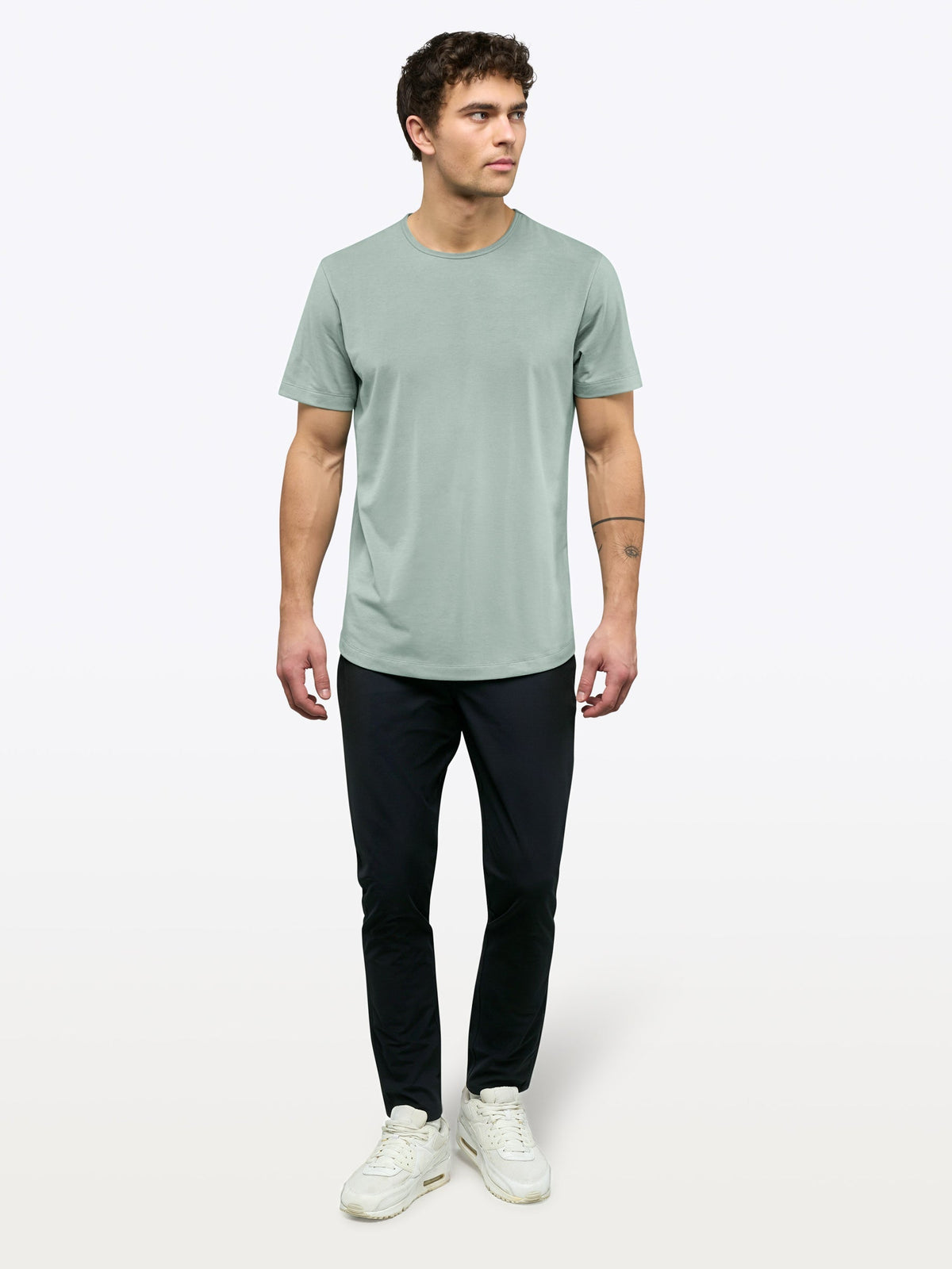 AO Curve-Hem Tee | Slate Grey Signature-Fit PYCA Pro®