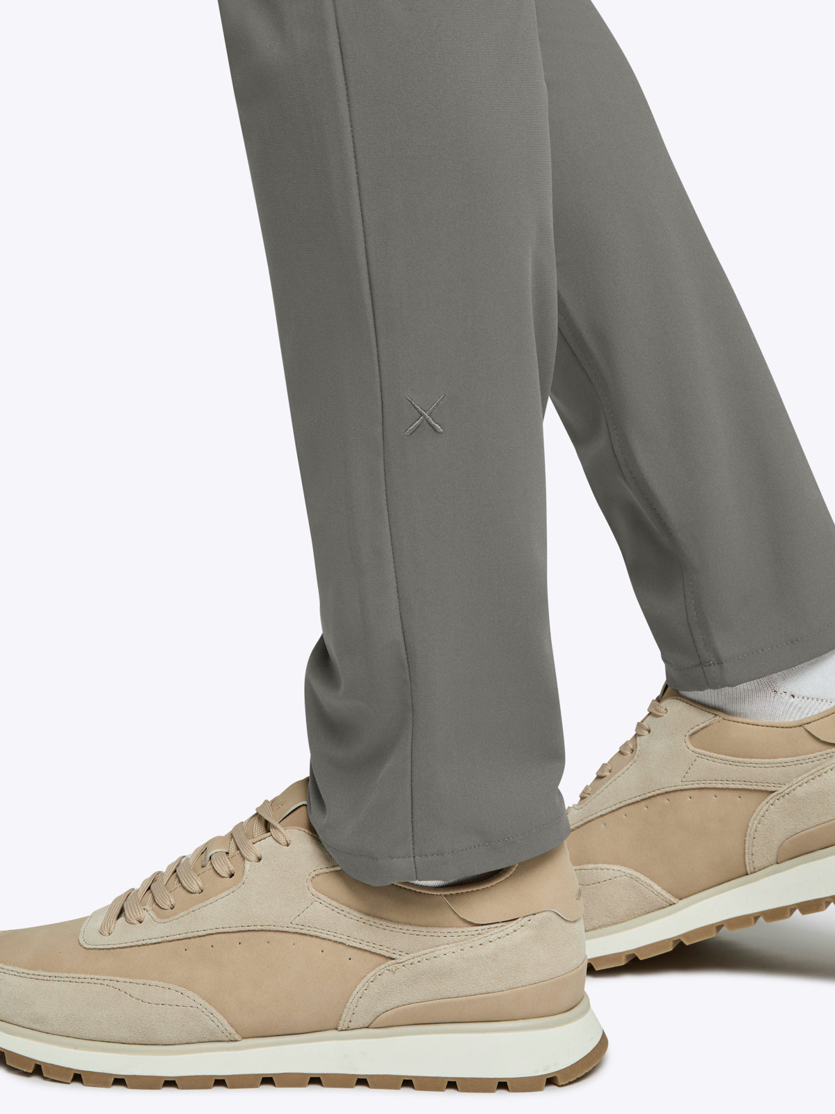 AO 5-Pocket Pant | Steel Slim-Fit Versaknit®
