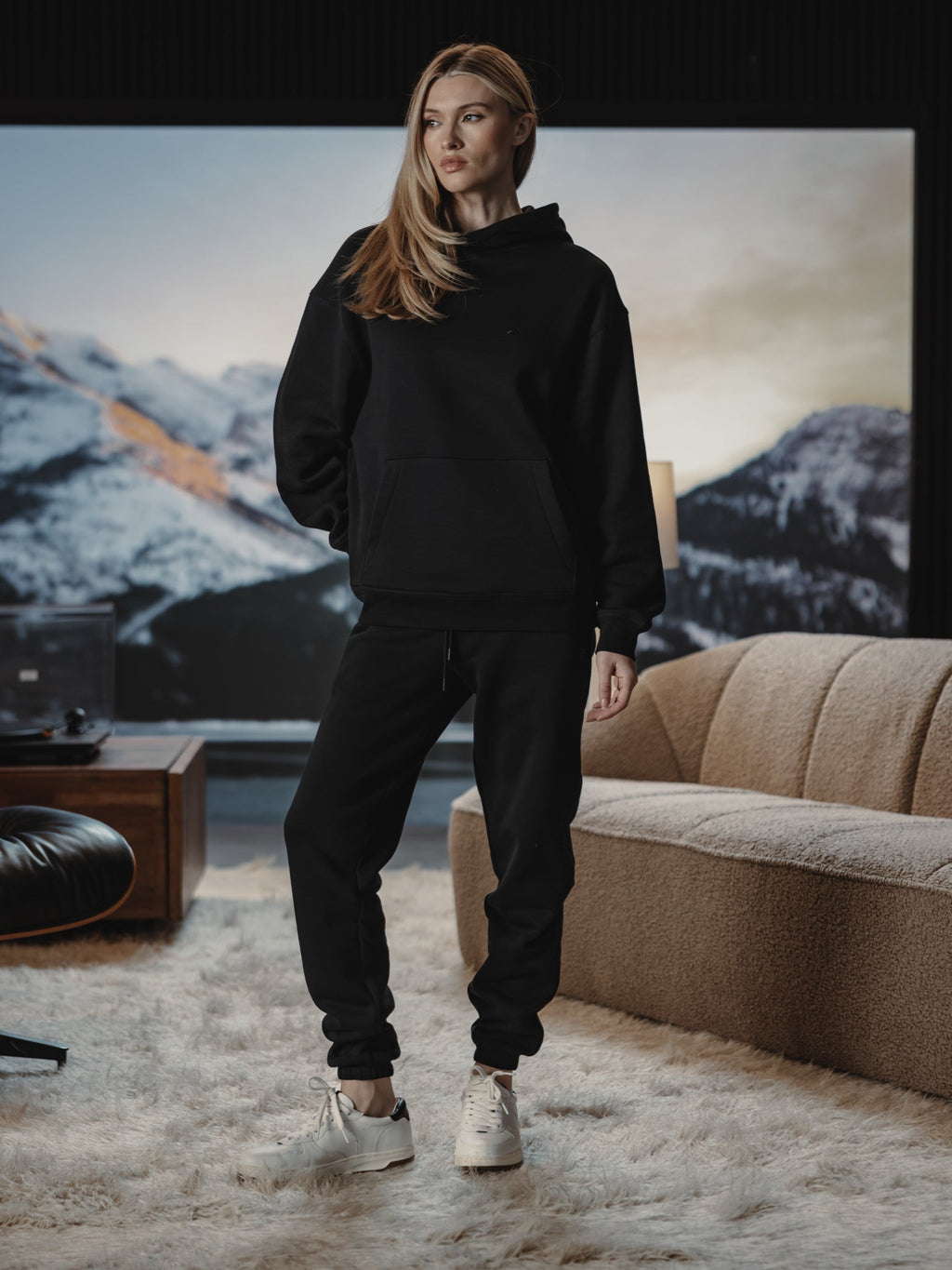 Divine Fleece Hoodie | Black Classic-fit