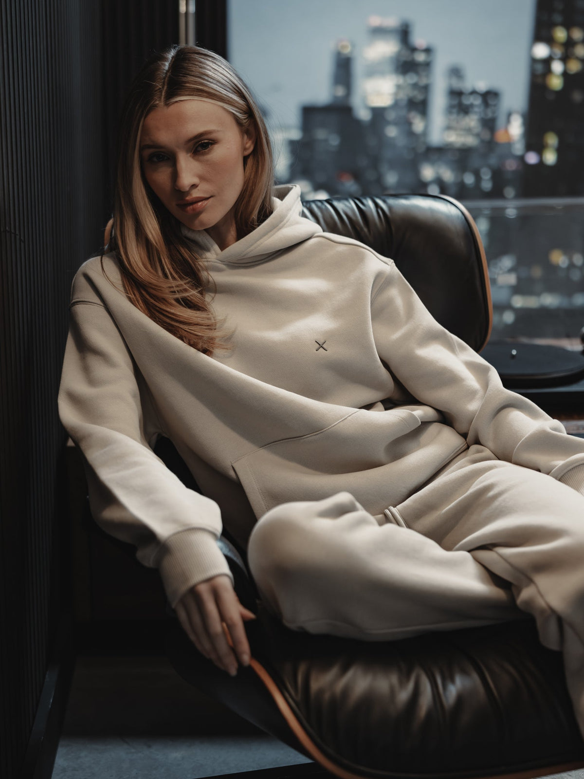 Divine Fleece Hoodie | Parchment Classic-fit