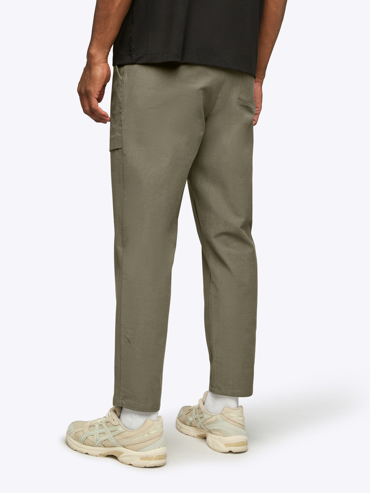 [info]--Isa is 6'3, 175lbs and wears a size M