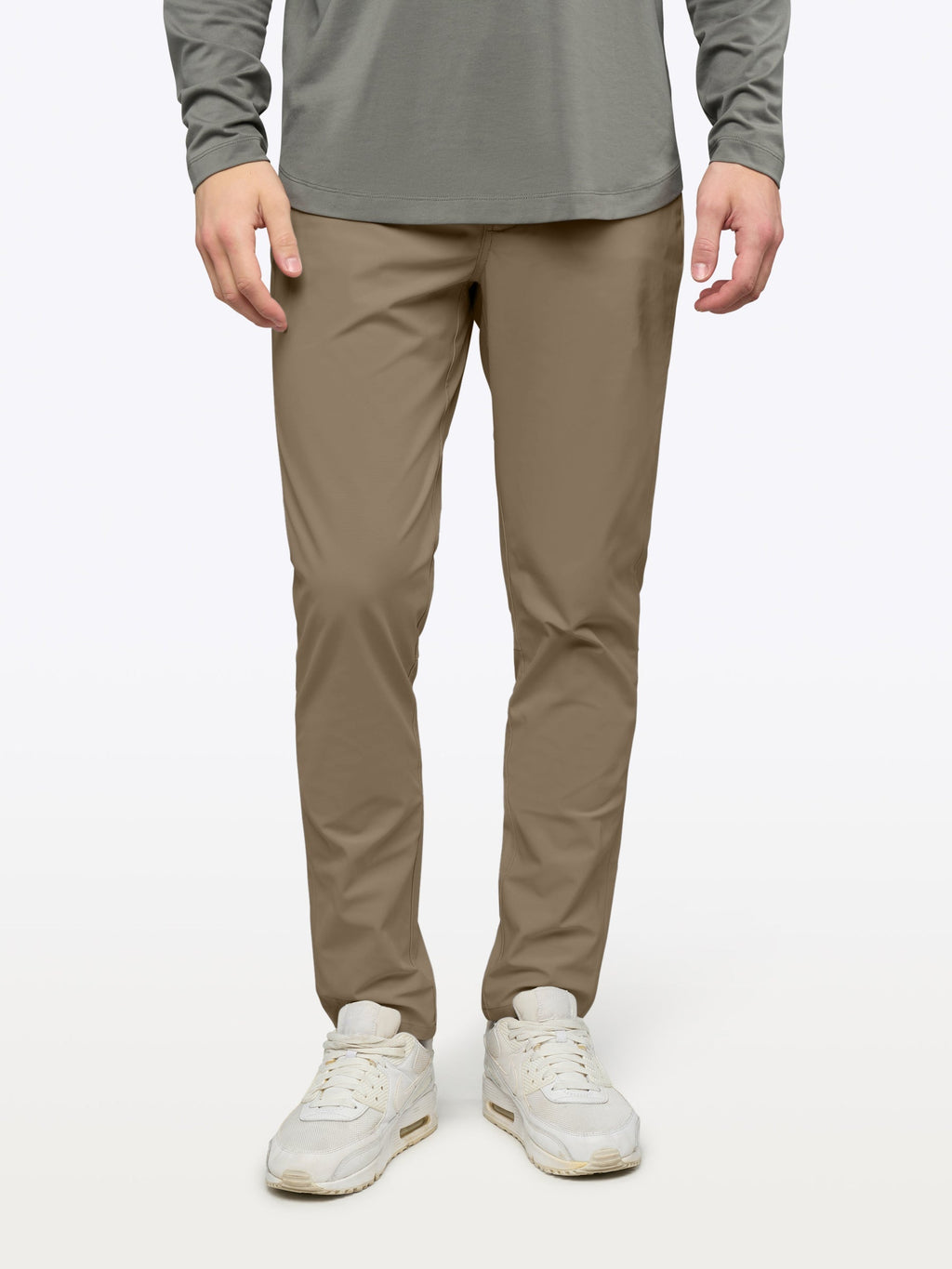 [info]--Tom is 6'1, 180lbs and wears a size M