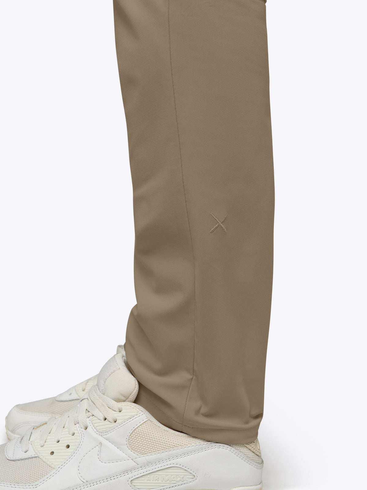 AO 5 Pocket Pant | Sepia Tint Slim-fit Versaknit®