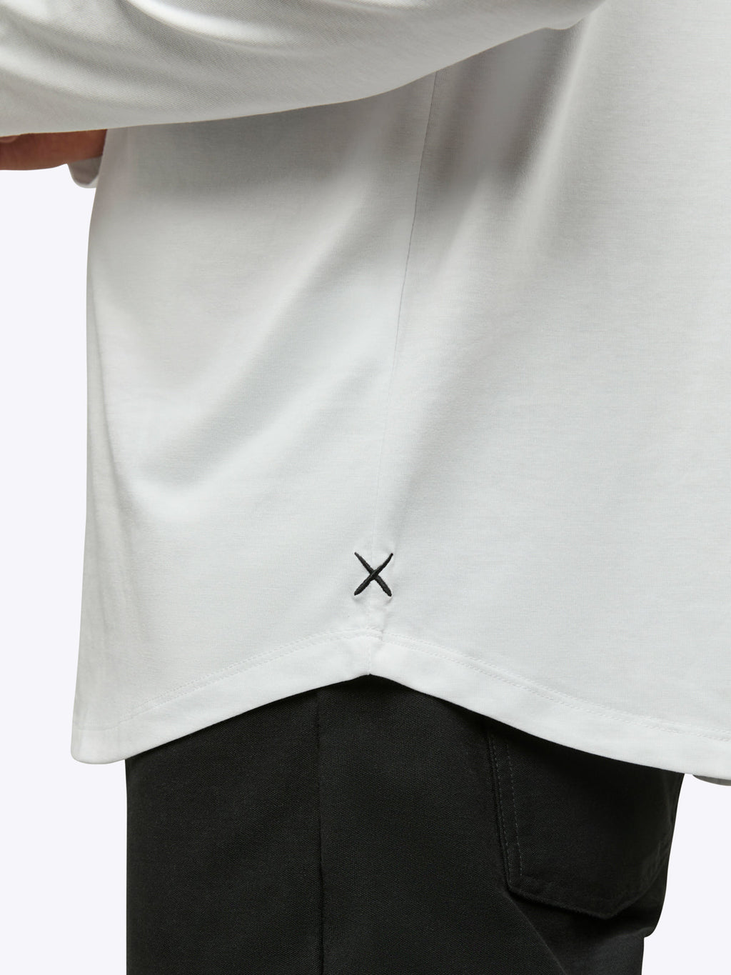 AO Long Sleeve Henley Curve-Hem | White Signature-fit PYCA Pro®