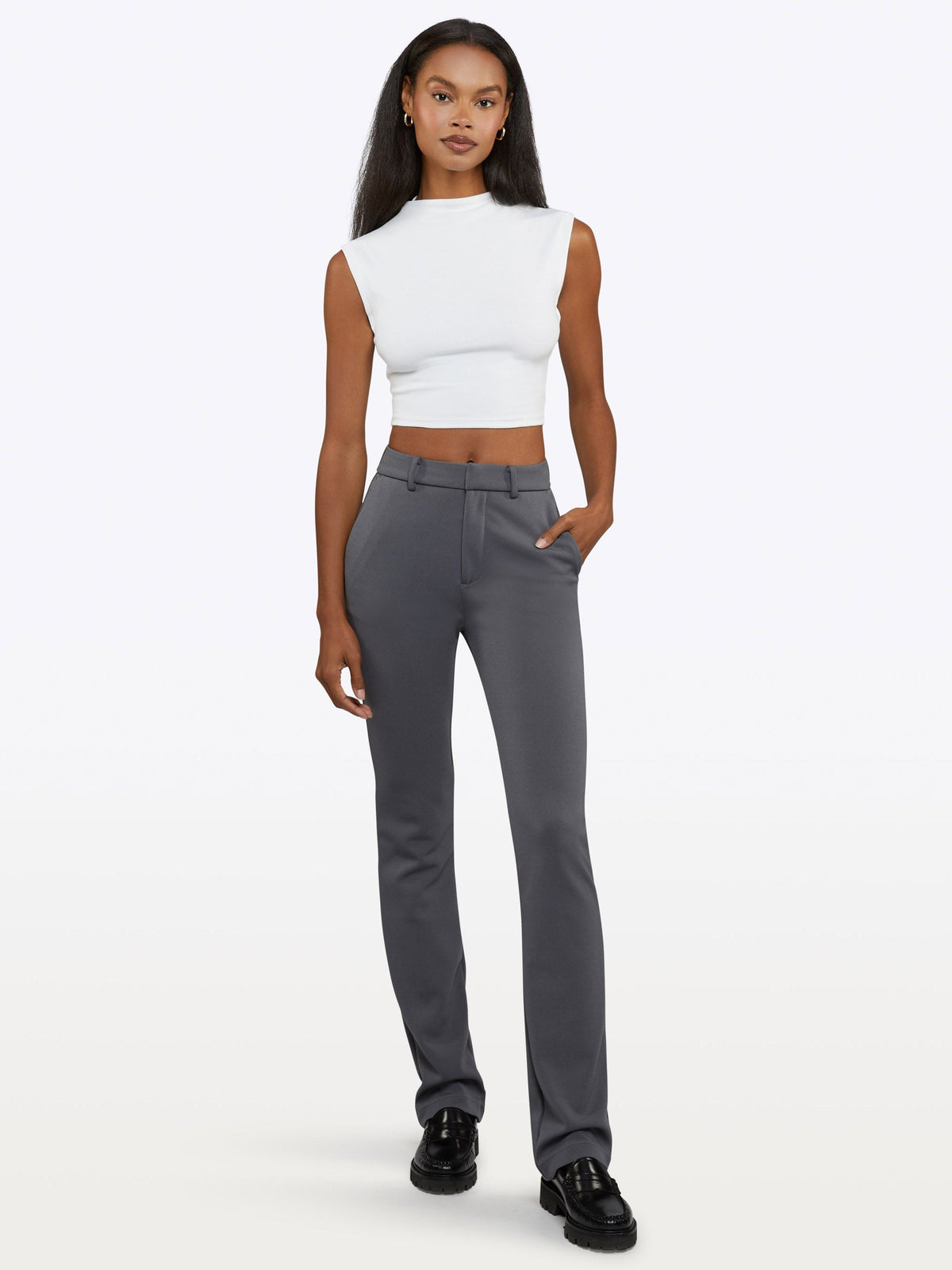 [info]--Taelor is 5'9" and wears a size XS