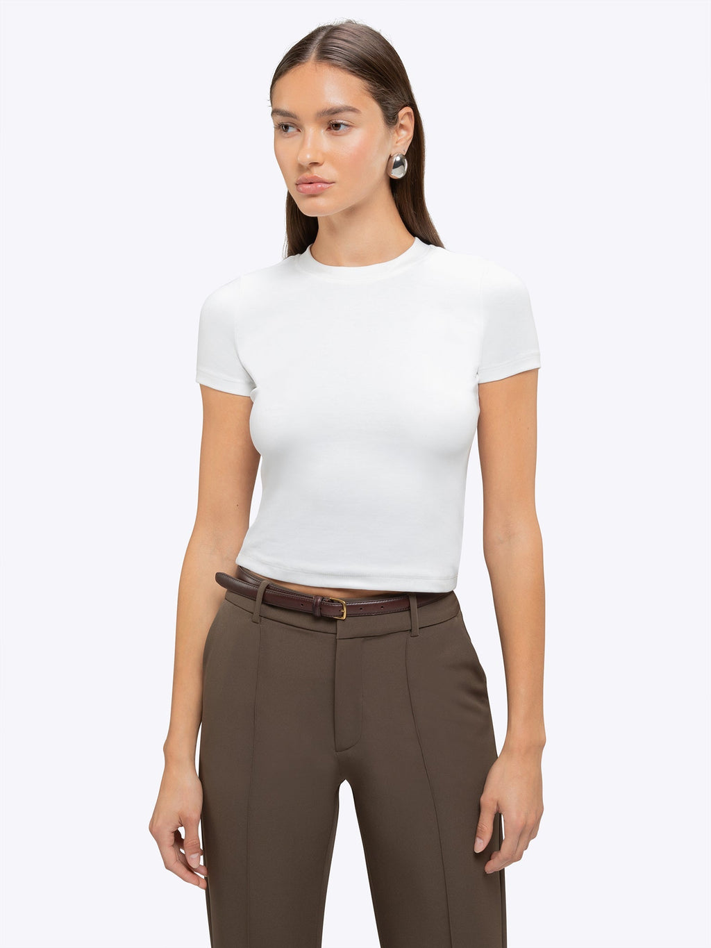 Tomboy Tee | White Slim-Fit Tomboy-Cotton™