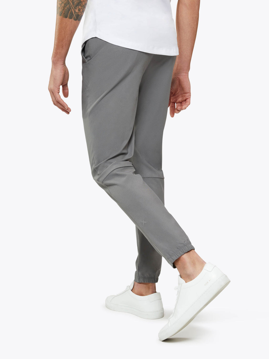 AO Jogger | Wolf Slim-fit Versaknit®